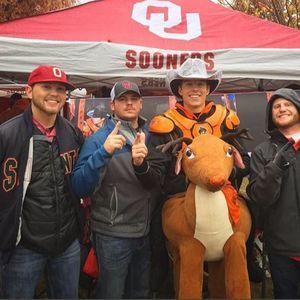 Meet your Posher, Brett